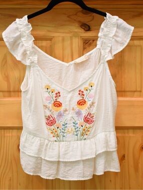 Altar'd State White Flutter Ruffled Floral Embroidered Camisole Blouse Top M